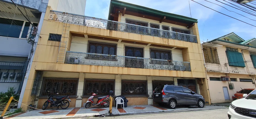 House & Lot – San Miguel, photo 1